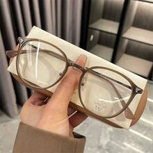 1PC Women's New Classic Versatile Retro Round Plain Lens Glasses, Casual Face-Flattering Daily Home Reading & Internet Protection - Clear - View 2