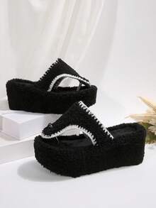 Sandal Selop Wanita Model Baru 2026, Berbulu Halus, Platform, Ujung Terbuka, Sol Tebal, Sandal Selop Mewah untuk Dalam dan Luar Ruangan - Hitam - View 6