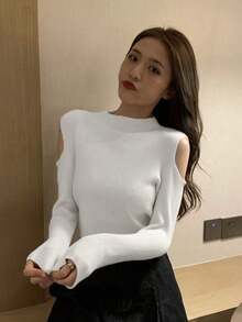 女款秋冬純色圓領修身針織露肩長袖顯瘦打底上衣 百搭襯衫 - 白色 - 查看 2
