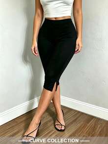 Plus Size Women Black Tight-Fitting Bermuda Shorts For Outdoor Streetwear - Black - View 4