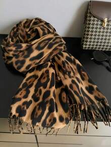 1 chiếc khăn choàng nữ họa tiết da báo có tua rua, phong cách Âu Mỹ, chất liệu giả cashmere pha, phù hợp cho mùa thu đông, dùng phối đồ, đi biển, du lịch - rỉ sét - Xem 2