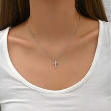 2pcs Women's Gold Rhinestone Cross Pendant Necklace, Exquisite Sparkling Cross Design, Simple Fashion Versatile Collarbone Chain, Suitable For Daily Wear, Dating And Holiday Gifts - Multicolor - View 4
