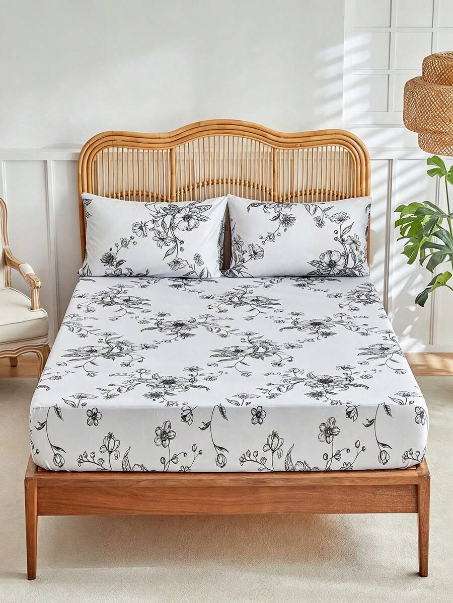 1pc Black & White Floral Sketch Print Fitted Sheet, Soft & Breathable Polyester Mattress Protector, Suitable For All Seasons, Machine Washable, Deep Pocket - Black and White - View 1