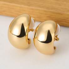 1 Pair Luxury Glossy Wide C-Shaped Clip-On Earrings For Women, Date, Banquet, Party, Gift - Gold - View 4