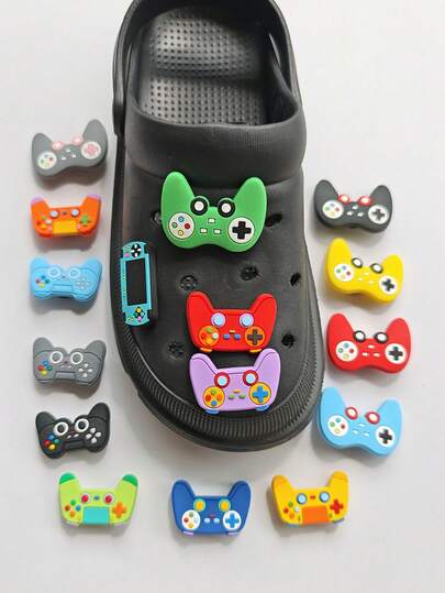 16 món charm trang trí dép lỗ DIY thời trang series tay cầm chơi game nhiều màu, phụ kiện tháo rời cho dép Puff, phụ kiện túi đi biển, quà Giáng Sinh, quà tiệc