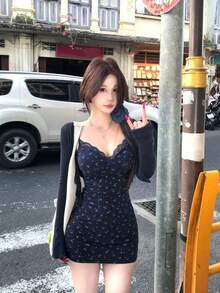 Sexy Lace Ditsy Floral Spaghetti Strap Dress, Fitted Atmosphere Dress For Women - Picture Color - View 3
