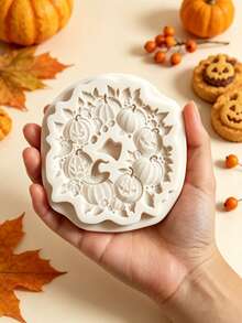 Pumpkin Wreath Silicone Mold Halloween Thanksgiving, 3D Fondant Chocolate Candy Cake Decorating Baking Tool, Polymer Clay Craft Tray For Cookies Pastry DIY Handmade Projects, Reusable Easy Clean Kitchen Baking Supplies - Beige - View 4