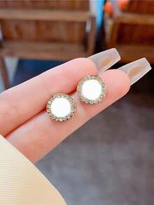 1pair White Circle Shaped Geometric Earrings With Rhinestone Embellishment - White - View 2