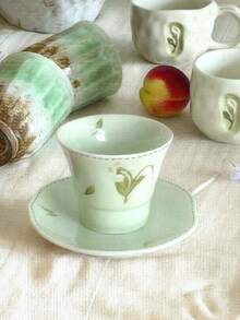 2pcs 130ml Vintage Lily Ceramic Tea Cups, Hand-Painted Grip Small Tea Cups, Saucer,Suitable For Afternoon Tea, Small Capacity Coffee Cups& Saucer, Home & Restaurant Use - Multicolor - View 8
