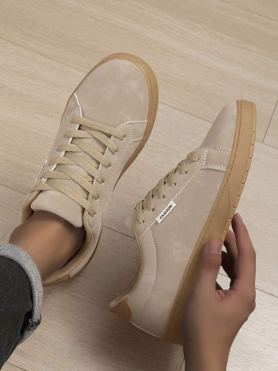 Men's Retro Street Style Skateboard Shoes Solid Color Flat Sole Casual Sneakers - Khaki - View 1