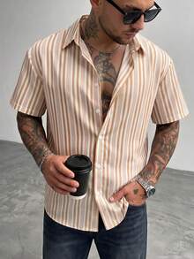 Top Slim Fit Listrada Masculina, Top Listrada Laranja Brilhante e Branca, Top de Manga Curta Minimalista e Estilosa, Essencial de Verão Refinado e Refrescante - Multicolorido - Visão 1