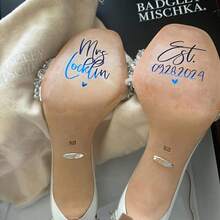 個性化防水 Mrs 心形婚鞋貼紙，可客製文字與日期，亮片姓名與文字貼花，高跟鞋貼紙，適合新娘與伴娘的婚禮週年禮物 - 彩色 - 查看 4