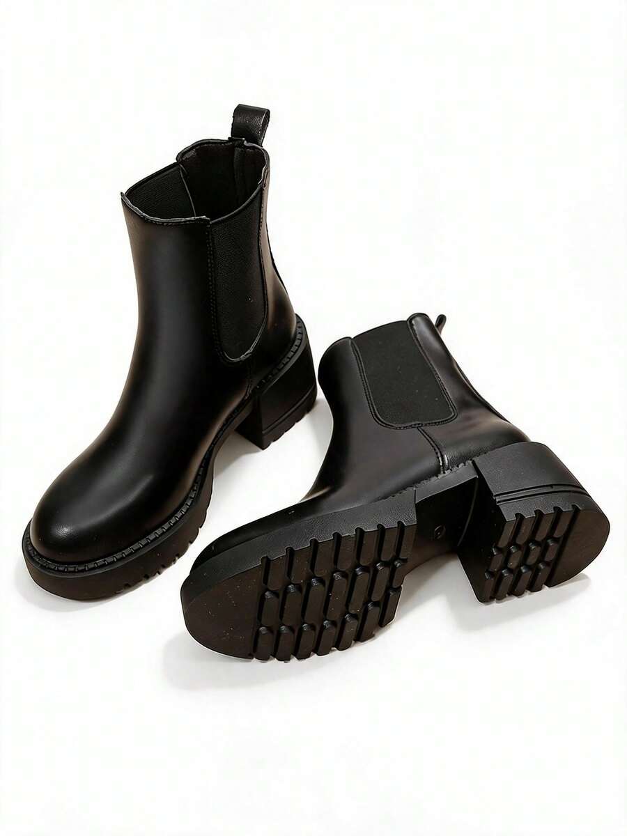 Hatastic Sepatu bot ankle klasik wanita berwarna hitam dengan tali elastis, hak blok tebal, dan sol anti selip, sempurna untuk pemakaian sehari-hari dan pesta. - Hitam - View 1