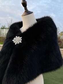 1pc White Bridal Shawl, Faux Fur Trim, Thickened Warm Cloak Jacket For Autumn/Winter Wedding, With Rhinestone Snowflake Brooch Accessory - White - View 9