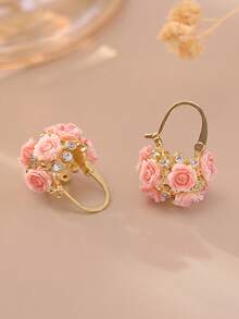 2pcs Sparkling Rhinestone Rose Flower Basket Hoop Earrings, Exquisite Atmosphere, Suitable For Date, Party, Vacation, Photo Shooting And Outfit Matching - Multicolor - View 4