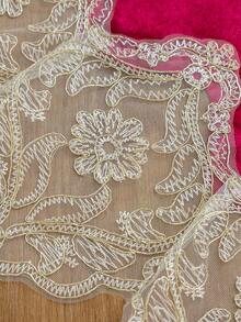 1pc Italian Velvet Embroidered Tablecloth, Luxurious Lace Trim Decor, Suitable For Dining Table, Tea Table, Bedside Cabinet Decoration, Holiday Gift, Wedding, Party Decoration - Red - View 6