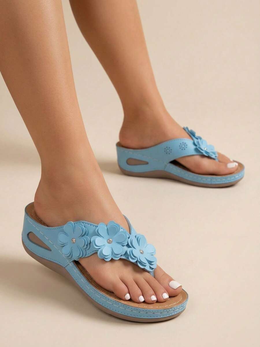 1 Pair Plus Size Women's Floral Print Thick Sole Wedge Slippers, Floral Decor Outdoor Sandals, Vacation Beach Summer Travel Essential
