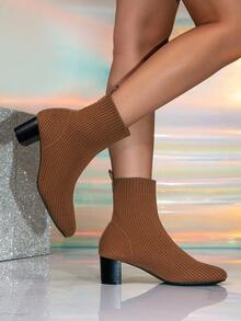 1 Pair Solid Color Basic Round Toe Elastic Slip-On High Heel Ankle Boots Winter Chunky Heel Fashion Women's Ankle Boots - Brown - View 4