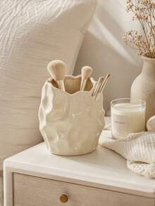 1pc Asymmetrical Makeup Brush Holder, Wrinkled Texture Vanity Storage Cup, Cream Glossy Decorative Vase, Suitable For Brushes/Pens, Aesthetic Desktop Bathroom Countertop Decor, Vanity Decor, Neutral Home Decor - 1pc - View 4
