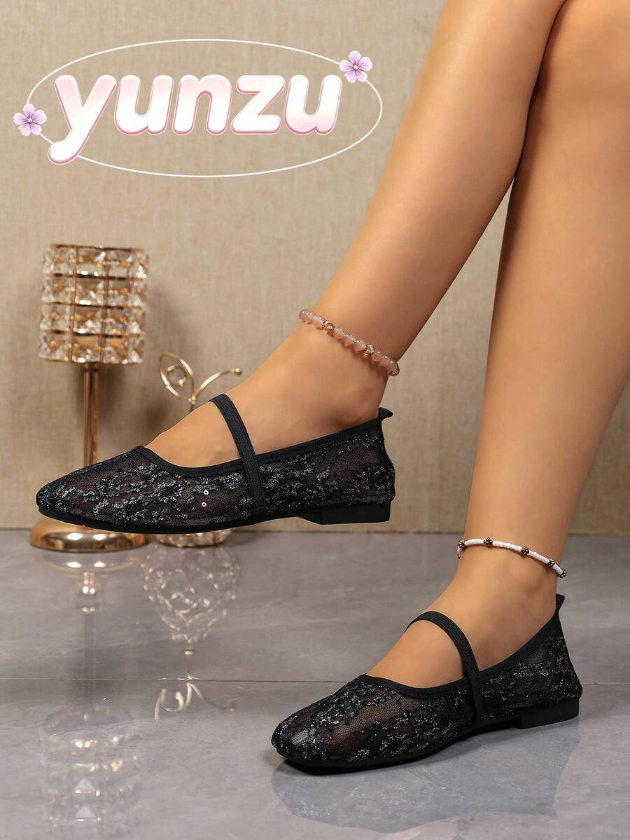Women's Black Lace Mesh Mary Jane Shoes, Spring/Summer Breathable Hollow Out Single Strap Soft Sole Fairy Style Low Vamp Versatile Comfortable Shoes - Black - View 1