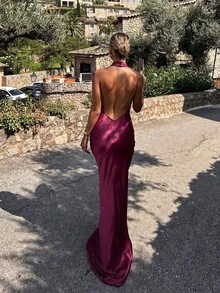 Elegant Backless Halter Neck Maxi Bridesmaid Dress In Woven Fabric, Sleeveless And Sexy For Formal Occasions, Non-Stretch - Medium Purple - View 2