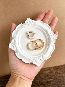 1Pc European‑Style Round Relief Storage Tray Silicone Mold, DIY Coaster Jewelry Display Plate Casting Mould, For Epoxy Resin Gypsum Plaster, Handmade Home Table Decor Art Craft Gift Making Supplies - White Silicone Mold - View 7