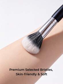 GUOXIAONIU 1PC Angled Blush Brush, Multi‑Use Contour Makeup Brush, Premium Soft Skin‑Friendly Bristles, Strong & Even Powder Pickup, Natural Blending, Beginner‑Friendly For Travel & Daily Makeup - Multicolor - View 5