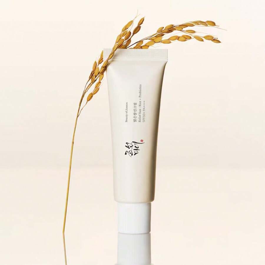 Beauty of Joseon جمال جوسون ريليف صن 50 مل – واقي شمس كوري للوجه SPF50+ PA++++، حماية من الأشعة فوق البنفسجية، مرطب وخفيف الوزن - أبيض - مشاهدة 1