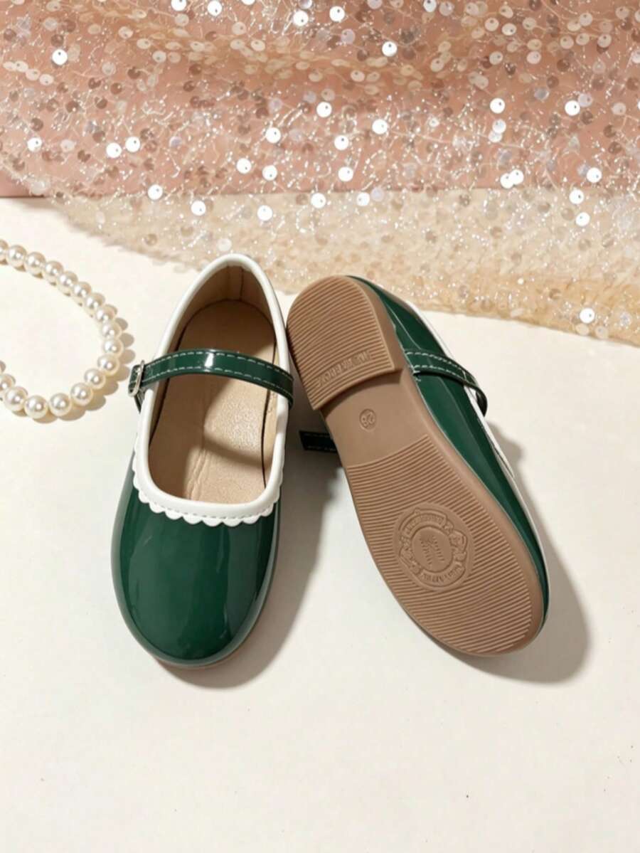 Green Shiny Mary Jane Flats For Girls, Shell Trim Decoration, Adjustable Buckle, Soft Sole, Suitable For Parties Or Daily Wear - Green - View 1