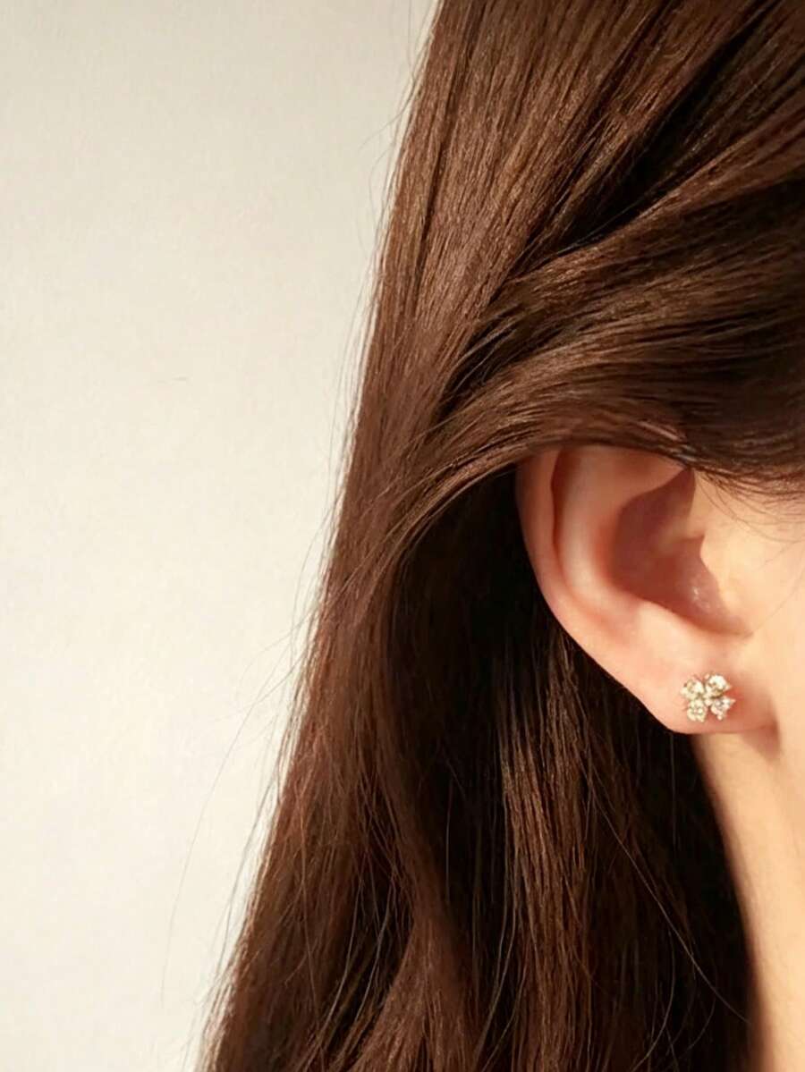 1 Pair 925 Sterling Silver Minimalist Luxury Delicate Mini Four-Leaf Clover Cubic Zirconia Stud Earrings For Women - Four-leaf Clover - View 1