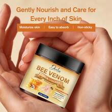 Krim Pelembap Tangan & Kaki Bee Venom 200g, Bahan Lembut, Hidrasi Mendalam, Menghaluskan Kulit Kasar, Cocok Untuk Kulit yang Sangat Kering, Pecah-pecah, dan Kasar - Honey - View 6