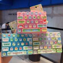 1 buah Mainan Fidget Keyboard Mini 26-Grid Motif Bunga Lucky 100%, Mainan Sensorik Tutup Tombol Transparan Motif Bunga Semanggi Kawaii, Liontin Gantungan Tas Manik-manik, Mainan Penghilang Stres untuk Remaja Perempuan - MultiWarna - View 2