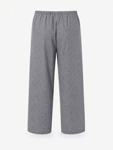 Plus Size Women's Casual Plaid Shorts, Drawstring Waist Loose Fit Pants, Basic Everyday Bottoms - Grey - View 2