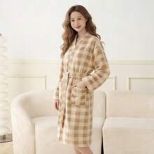1pc Women's Premium Lapel Bathrobe, Robe, Nightgown, Morning Gown, Long Robe, Coral Fleece, Soft, Absorbent, Comfortable, Bedroom, Bathroom, Pool, All Seasons - Grey - View 19