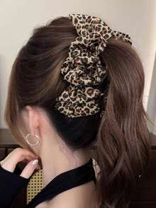 1pc Leopard Print Fluffy Large Hair Claw Clip, New Women's Hair Clip, Premium Style Updo Hair Claw Hair Accessory - Multicolor - View 5