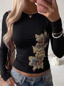 SCARLUX Cute Black Embroidered Floral T-Shirt | Autumn/Winter Street Style, Suitable For College, Back To School, Office Commute And Daily Home Wear - Black - View 1