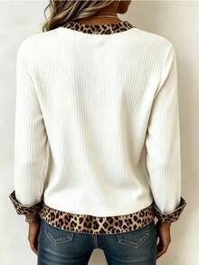 Women's Plus Size Leopard Print Patchwork V-Neck Long Sleeve Ribbed Knit Top, Casual Contrast Color Leopard Trim Pullover Shirt - White - View 3