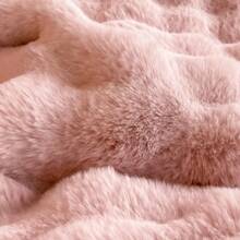Faux Rabbit Fur Solid Color Versatile Plush Duvet Cover, Soft And Comfortable, Machine Washable, Suitable For Bedroom, Guest Room, Bedding Decor, Holiday Gift, 150*200*230 Duvet Cover, Pillowcase Not Included, No Insert - Pink - View 8