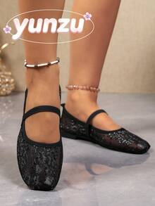 Women's Black Lace Mesh Mary Jane Shoes, Spring/Summer Breathable Hollow Out Single Strap Soft Sole Fairy Style Low Vamp Versatile Comfortable Shoes - Black - View 4