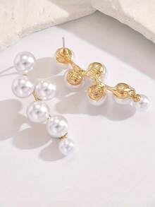 1 Pair Elegant Cute Faux Pearl Grape Cluster Pendant Earrings - Zinc Alloy, Suitable For Daily Wear And Parties - White - View 2