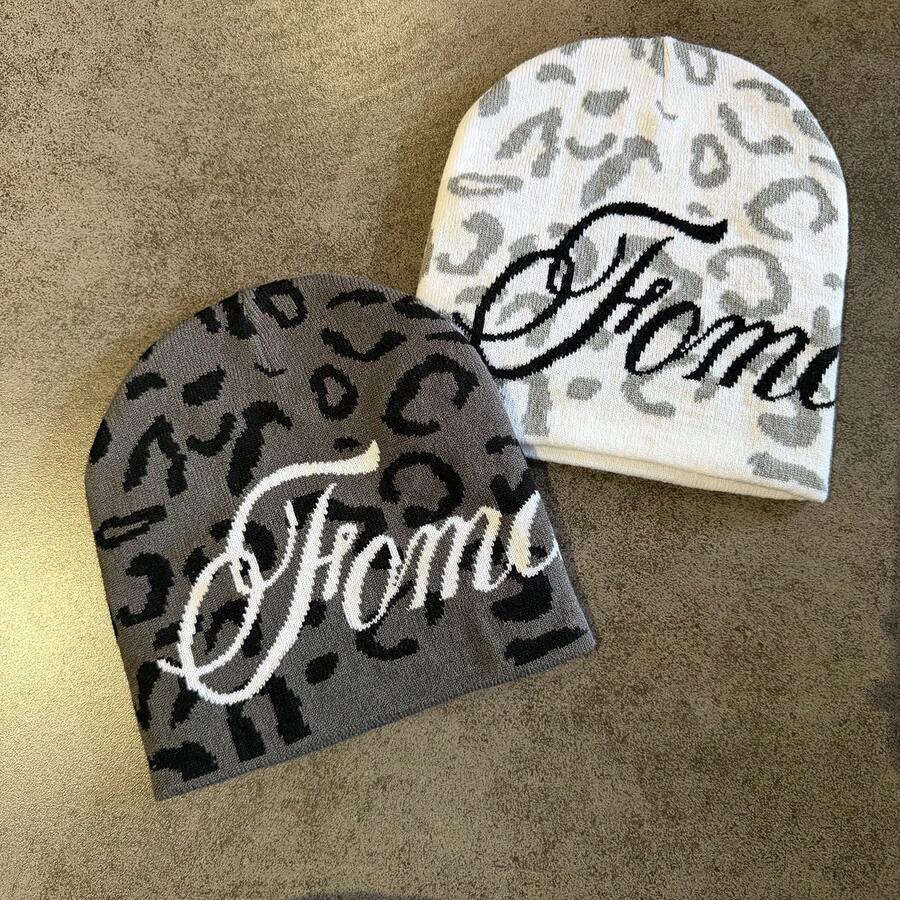 American Style Double-Sided Leopard Print Letter Knit Beanie, Unisex Autumn/Winter High Street Hip Hop Streetwear Woolen Cap - Multicolor - View 1
