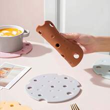 1pc Cream Style Heat-Resistant Platinum Silicone Mat, Suitable For Clay Pots, Frying Pans, Teapots And Various Kitchen Utensils, Cute Soft And Practical Kitchen Accessory, Ideal For Home Cooking And Dining - Multicolor - View 8