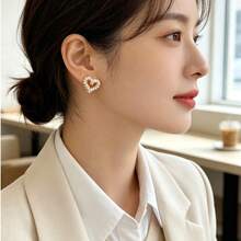 1 Pair Luxury Hollow Heart Cubic Zirconia Stud Earrings For Women, Date, Banquet, Party, Gift - Gold - View 4