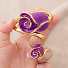 Letingsha Gold-Plated Purple Enamel Rose-Shaped Open Bangle And Adjustable Open Ring Set, Luxury Floral Design Jewelry, Suitable For Women To Wear, Applicable For Weddings, Banquets, Daily Parties And Other Occasions - Purple - View 9