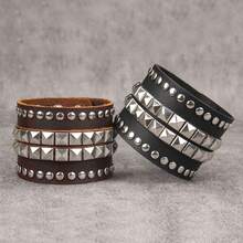 1 buah Gelang Kulit Lebar Gaya Bohemian Punk untuk Pria, Gelang Berlapis dengan Hiasan Paku Keling, Gelang dengan Penutup Jepit yang Dapat Dipersonalisasi, Aksesori Pesta Karnaval, Halloween, Pertunjukan Panggung, Gaya Pasangan Unisex - gelang - View 5
