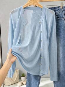 GIGOGOU 大尺碼 1XL-4XL 女款春夏薄款針織開襟衫，輕量休閒長袖鏤空外套 - 淺藍色 - 查看 1