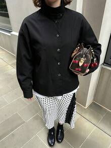 寬鬆立領休閒外套，秋冬穿著，都市通勤風上衣，適合辦公室、約會及居家日常穿著 - 黑色 - 查看 7