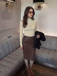 2026 Early Autumn Women's Semi-High Neck Knitted Base Layer Top, Slim Fit, Flattering, Solid Color, Long Sleeve, Inner Layer, Minimalist, Elegant, Fine Ribbed, Elastic, Knitted Sweater, Commute, Versatile, Body-Hugging, Warm, All-Match Style, Petite, Short Length, Elegant, Tight-Fitting, Gentle Style, Pullover - Apricot - View 4