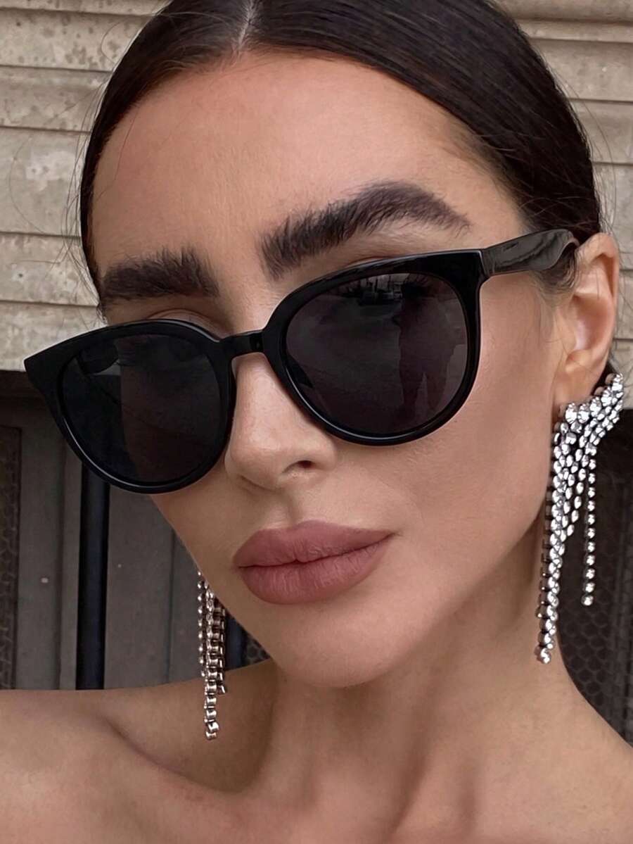 1副男女通用塑料圆形猫眼眼镜，休闲复古时尚，适合度假、街头、驾驶、聚会、徒步旅行、户外活动等多种场合。