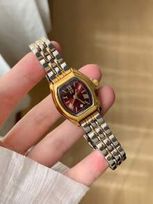 1pc Women's Dual-Color Foldable Quartz Watch, Deep Red Dial, Minimalist Roman Numeral Markings, Suitable For Daily Wear - Silver and Gold - View 2